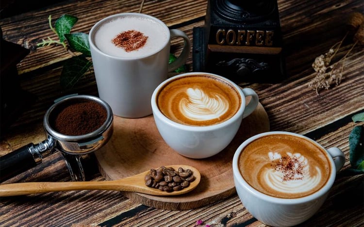 睡眠コラム 眠りを誘う食べ物 & 飲み物